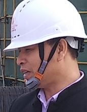 謝先生