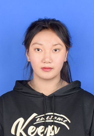 央女士